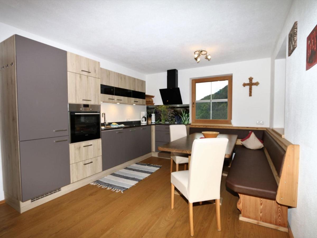 Holiday Flat Schoeser, Fuegen Fuegenberg Buitenkant foto
